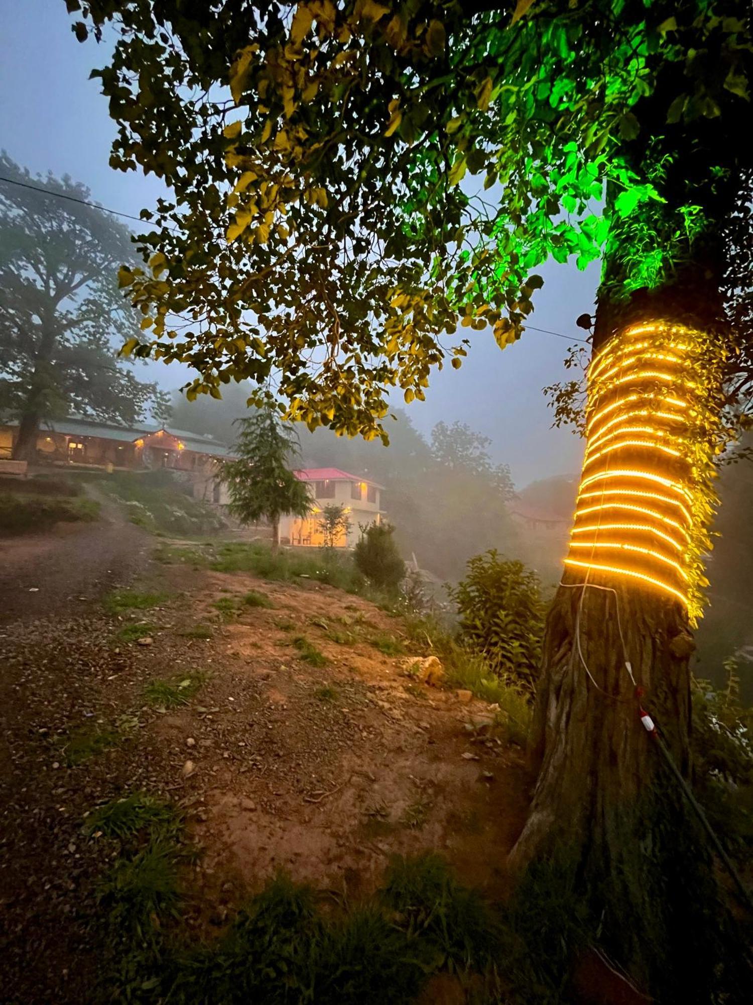 Misty Peaks Resort Murree Luaran gambar